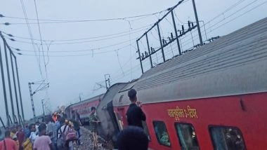 India News | Two Killed as Several Coaches of Howrah-CSMT Express Train Derail Near Jharkhand's Chakradharpur