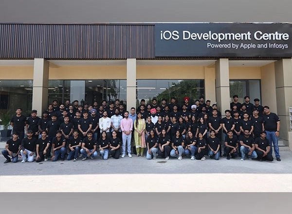 Business News | Chitkara University in Association with Apple Launches IOS Student Developer Program