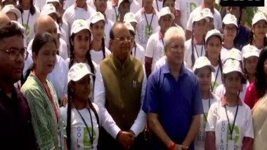 India News | Delhi LG Inaugurate 320 New E-buses Along with Kailash Gahlot