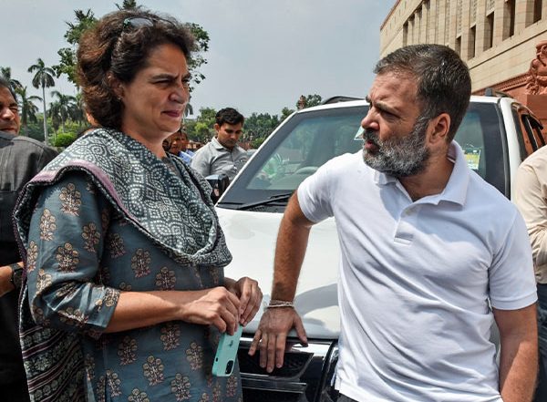 India News | Priyanka, Rahul Gandhi Postpone Wayanad Visit Amid Extreme Weather Conditions