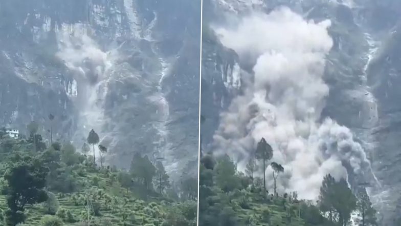 Uttarakhand: Massive Landslide Near Patalganga Langsi Tunnel Blocks Badrinath National Highway in Chamoli, Terrifying Video Surfaces