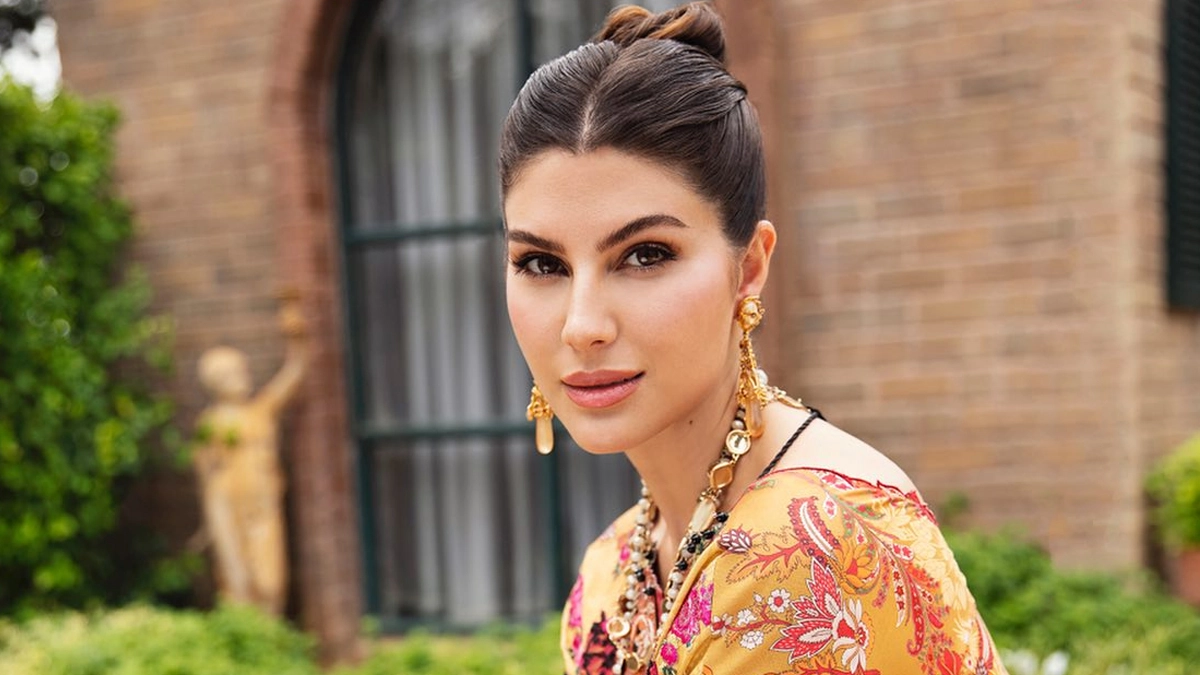 TV News ‘Sacred Games’ Actress Elnaaz Norouzi Talks About Indulging