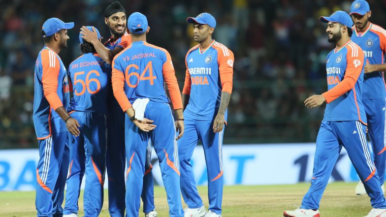 India Beat Sri Lanka by Seven Wickets; Ravi Bishnoi, Suryakumar Yadav, Hardik Pandya Help Men in Blue Take Unassailable 2–0 Series Lead