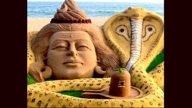 Sawan Somwar 2024 Sand Art: Sudarsan Pattnaik Creates Lord Shiva Sculpture To Share Greetings on First Monday of Shravan (View Picture)