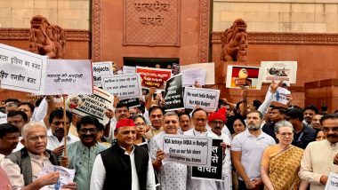 Union Budget 2024: INDIA Bloc MPs Protest  in Parliament Premises Over 'Discrimination' Against Opposition-Ruled States in Budget (Watch Video)