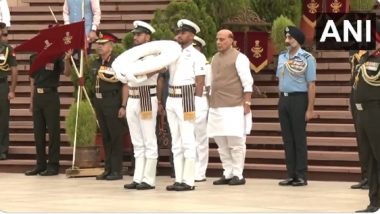 Kargil Vijay Diwas 2024: Rajnath Singh Pays Tribute to Soldiers on Occasion Kargil Vijay Diwas at National War Memorial (Watch Video)