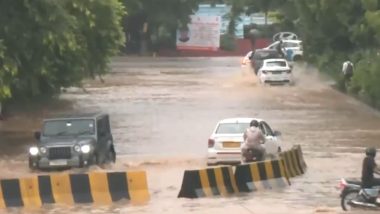 Gurugram Rains: Heavy Rain Lashes Parts of Haryana’s City, Leads to Waterlogging and Traffic Disruptions (Watch Videos)