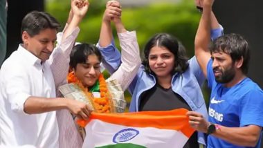 Indian Wrestler Vinesh Phogat Holds Roadshow in Delhi Along With Bajrang Punia, Sakshi Malik