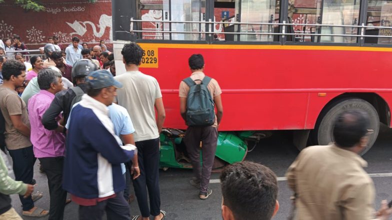 Hyderabad Road Accident: Student Dead, Driver Critical After Speeding Lorry Collides With Auto Rickshaw in Habsiguda (See Pics and Videos)