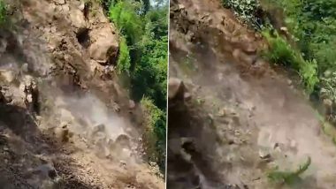 Landslide in Rudraprayag: Mountain Collapses on Kedarnath Highway Near Dolia Devi After Heavy Rains, Traffic Blocked (Watch Video)