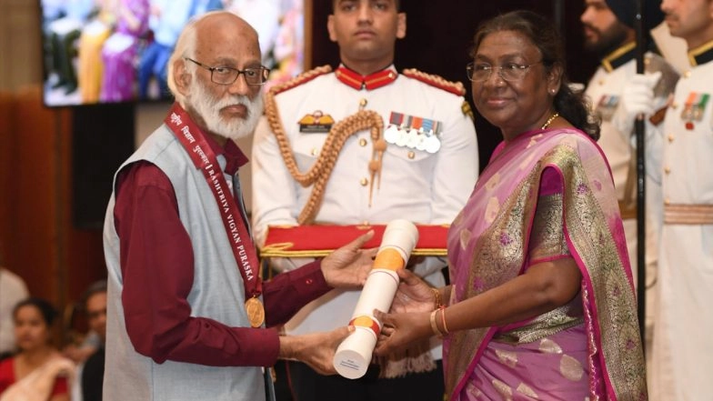 Vigyan Ratna Puraskar 2024: President Droupadi Murmu Confers India&rsquo;s Top Science Award on Former IISC Director Govindrajan Padmanabhan (See Pic)