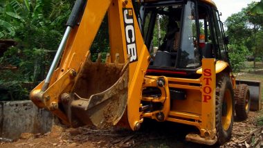 Latur Hit-and-Run: ‘Drunk’ JCB Driver Mows Down 10–12 People, 1 Killed; Disturbing Video Surfaces