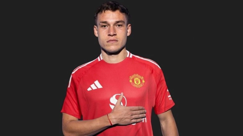 Manuel Ugarte’s Transfer to Manchester United Edges Closer After Midfielder's Medical Set Following 60 Million Euros Agreement With PSG: Report