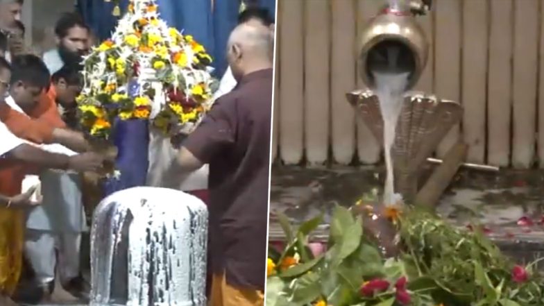 Shravan Purnima 2024 Celebrations: From Daksheshwar Mahadev Temple to Mahakaleshwar Temple, Devotees Mark the Last Monday of Sawan Maas by Offering Prayers to Lord Shiva (Watch Videos)