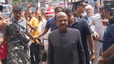 Kolkata Doctor Rape-Murder Case: West Bengal Governor CV Ananda Bose Visits RG Kar Medical College, Assures Protesting Doctors of Support for Justice (Watch Video)