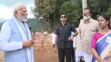 Wayanad Landslide: PM Narendra Modi Visits Landslide-Affected Area in Kerala, Briefed About Evacuation Efforts (See Pics and Video)