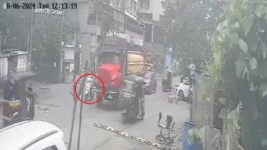 Mumbai Road Accident: Woman on 2-Wheeler Attempting To Overtake Tanker Dies After Losing Control and Coming Under Wheels, Disturbing Video Surfaces