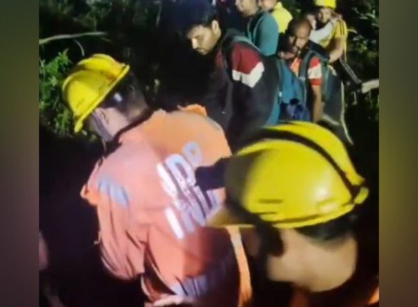 India News | Uttarakhand Rains: Over 700 People Stranded on Kedarnath Route Evacuated, Rescue Operation Underway