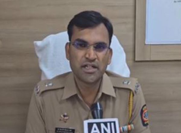 India News | 3.5-year-old Girl Dies After Iron Gate Falls on Her in Maharashtra's Pune