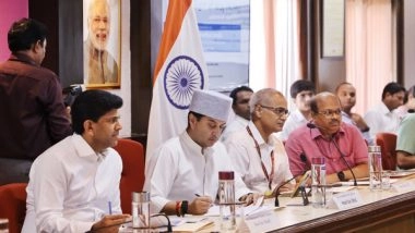 Business News | Telecom Minister Holds Meeting with Stakeholders on Right of Way for Satellite Communications