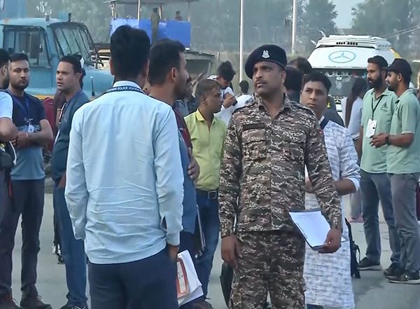 India News | Fresh Batch of Pilgrims Leave for Amarnath Yatra from Srinagar