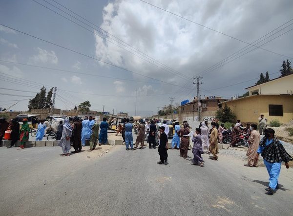 World News | Curfew, Internet Blackout Imposed in Balochistan Amid Protests Against Enforced Disappearances