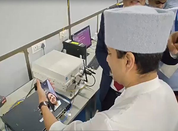 Business News | Union Minister Jyotiraditya Scindia Showcases India's Technological Prowess with Successful 5G Test and Video Call