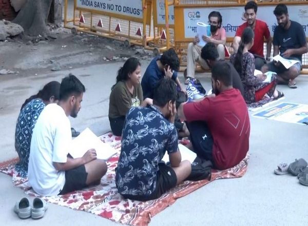 India News | Three UPSC Aspirants' Deaths: Students' Protest Against Facilities at Coaching Centres Enters 7th Day