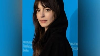 Entertainment News | Anne Hathaway Marks 20 Years of 'The Princess Diaries 2' with a Special Shout-out to Kelly Clarkson