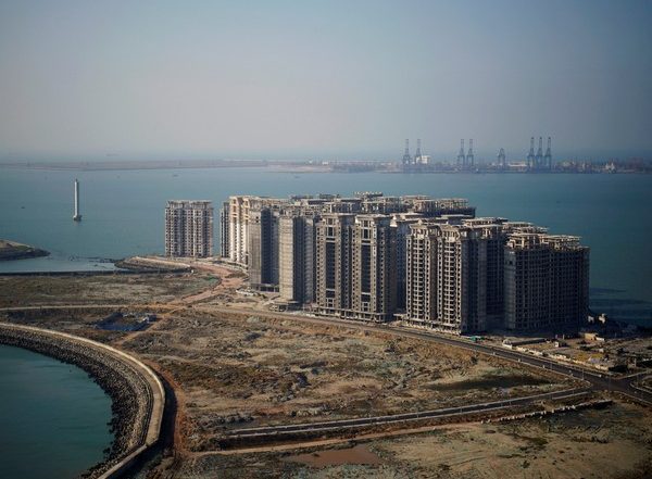 World News | Chinese Authorities Attempt to Revive Declining Real Estate Sector