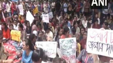 India News | Nurses Demands Justice After a Post-graduate Trainee Doctor Was Found Dead Inside RG Kar Medical College and Hospital