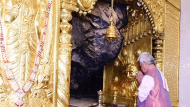 India News | J-K LG Manoj Sinha Pays Obeisance at Shri Mata Vaishno Devi Shrine, Inaugurates New Yagyashala