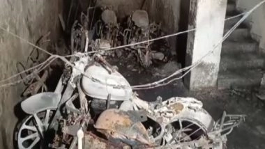 India News | 14 People Including 4 Children Admitted to Hospital After Fire in Four-storey Building in Delhi's Fatehpur Beri