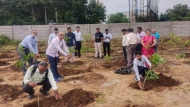 India News | Gujarat: Karmayogis Plant Tree Saplings Under 'Ek Ped Maa Ke Naam' Campaign in Kheda