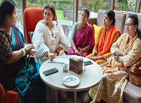 India News | Kolkata Horror: BJP Mahila Morcha to Organise Silent Candle March over Rape of Trainee Doctor at RG Medical College