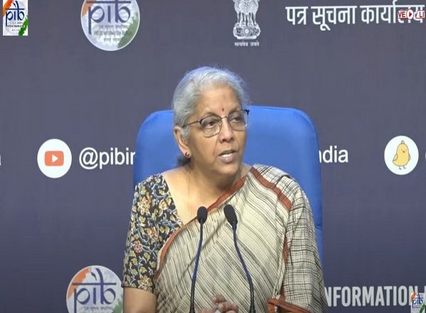 Business News | FM Nirmala Sitharaman to Meet PSU Banks, RRBs Heads for Performance Review on August 19