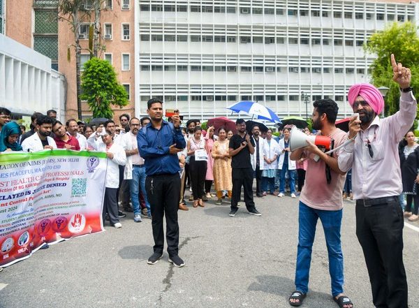 India News | AIIMS Doctors Extend Gratitude to SC for Setting Up Task Force to Look into Working Conditions of Doctors
