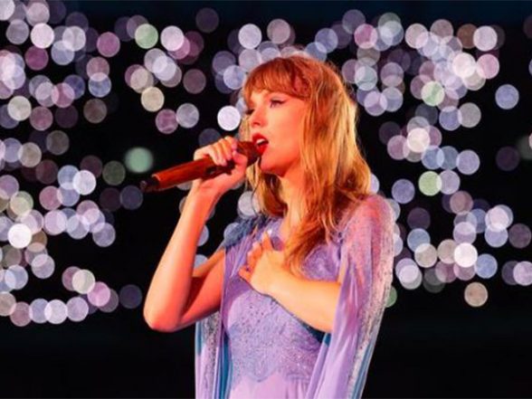 Entertainment News | Taylor Swift Receives Special Gift from Wembley Stadium After Record-recording Shows | LatestLY