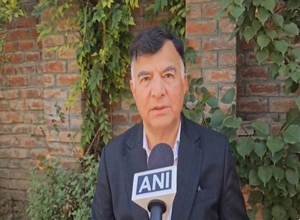 India News | Mehbooba Mufti Continuously Raising Issues of People of J-K, Says PDP Leader Mehboob Beg