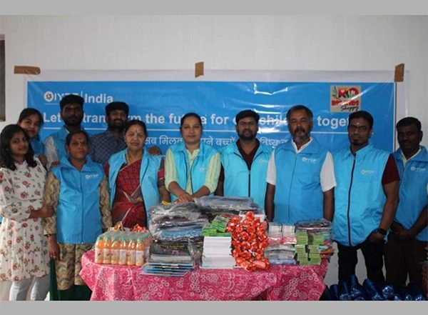 Business News | IYDF and Rio Kids Shoppy Illuminate the Future of Underprivileged Children with Love and Care