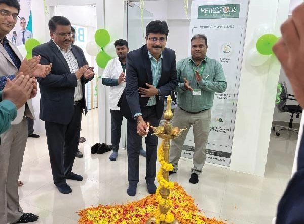 Business News | Metropolis Healthcare Expands Its B2C Footprint in Telangana with New Labs in Warangal and Nizamabad