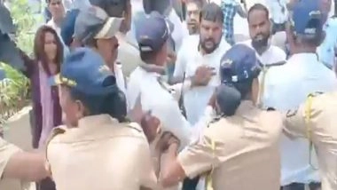 India News | Mumbai: Youth Congress Leaders Demand Apology from PM Modi over Shivaji Statue Collapse