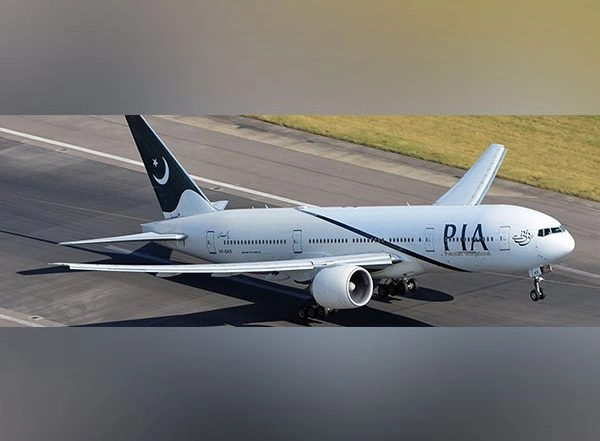 World News | Pakistan: PIA to Be Privatised by October 1: Privatisation Commission Secy Says
