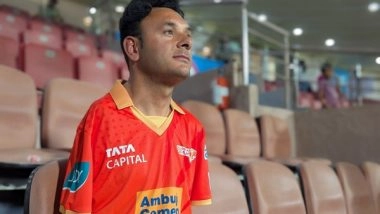 Sports News | J-K Para Cricketer Amir Hussain Lone Felicitated by Ludhiana Bar Association