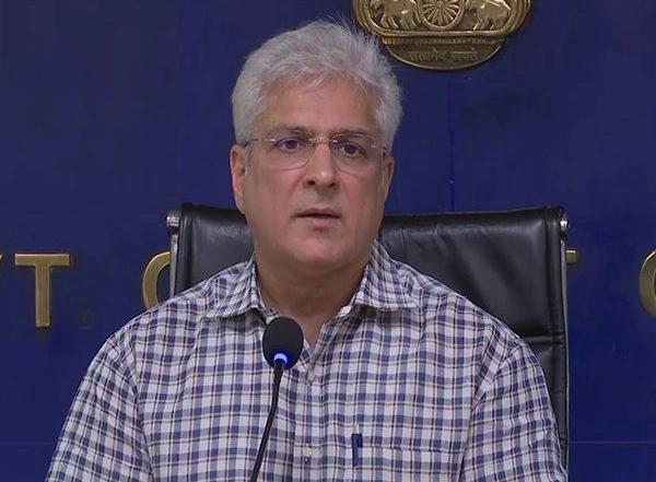 India News | Delhi Home Minister Kailash Gahlot Conducts Comprehensive Inspection at Tihar Jail; Emphasises Prison Reforms, Inmate Welfare