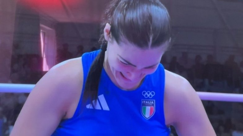 Italy's Angela Carini Breaks Down in Tears After Pulling Out of Women's 66 Kg Boxing Round of 16 Bout at Paris Olympics 2024 Against Algeria's Imane Khelif, Who Failed Gender Test (Watch Video)