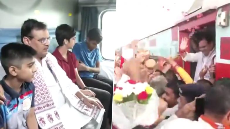 Rajasthan CM Bhajanlal Sharma Interacts With Children, Other Passengers Onboard Train to Jodhpur To Attend PM Narendra Modi’s Address (Watch Video)