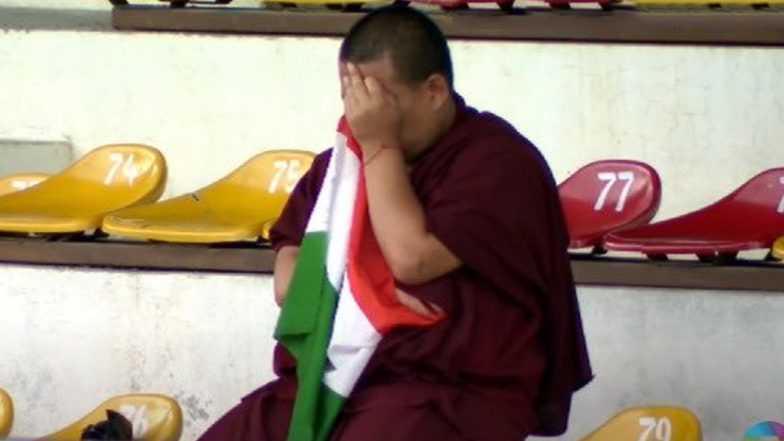 Dejected Indian Football Fan's Pic Goes Viral As India Crash Out of SAFF U-20 Championship 2024 With Semifinal Defeat to Bangladesh