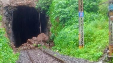 Maharashtra: Boulders Fall On Railway Tracks Between Kasara and Igatpuri, ‘No Impact On Rail Traffic’, Says Central Railway (See Pic)