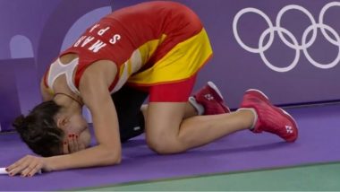 Carolina Marin Breaks Down in Tears After Giving a Walk Over to China’s He Bingjiao in Badminton Women’s Singles Semi-Final at Paris Olympics 2024 Due to Injured Knee (Watch Video)